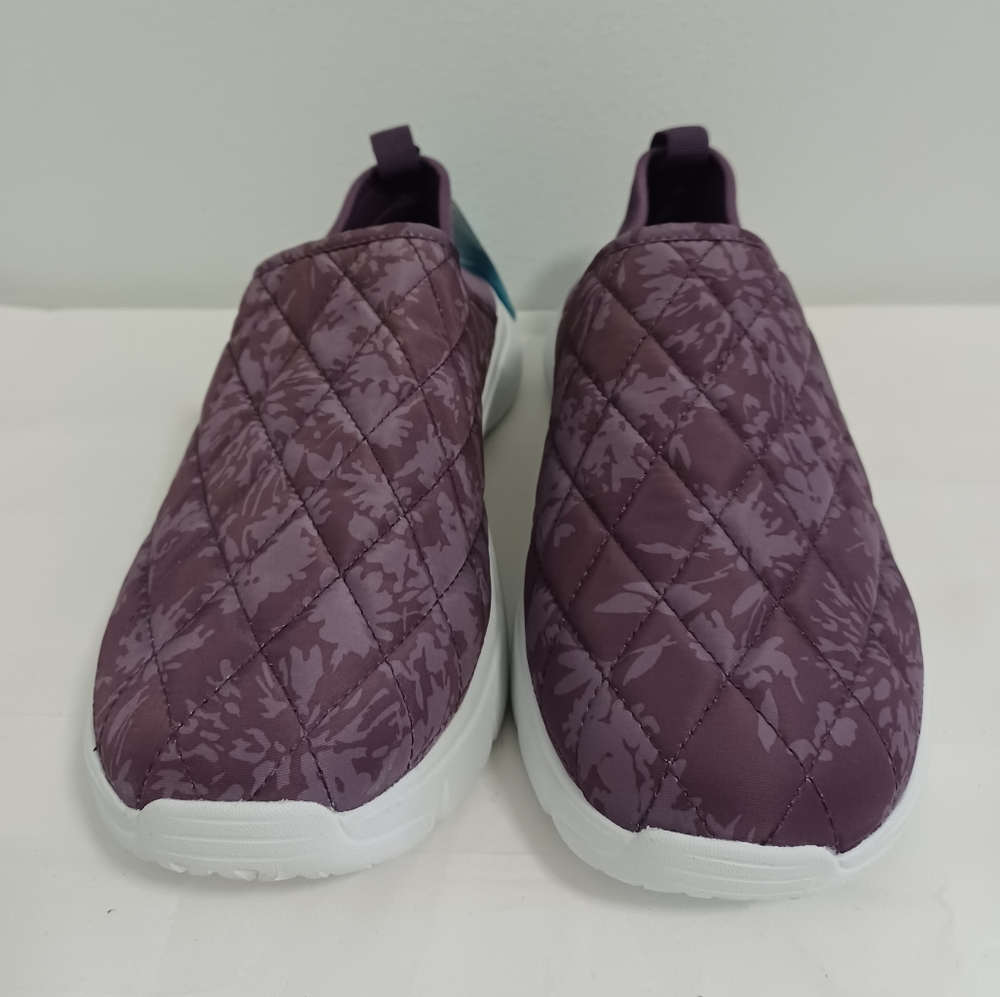 Vera Bradley women's slip-on purple floral sneaker size 10